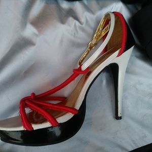 Womens shoes